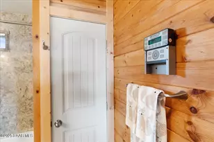 000 Juniperwood Ranch, Ash Fork, AZ 86320 - Photo 11