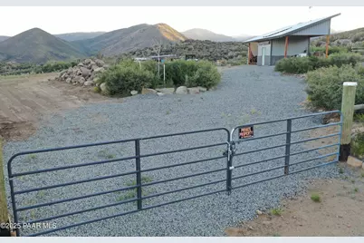 5720 S Miners Pick Road, Mayer, AZ 86333 - Photo 23