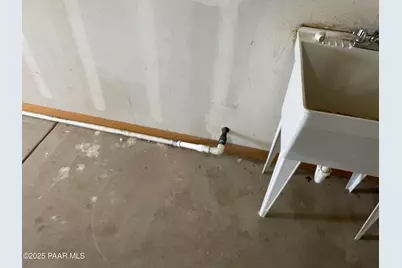 19468 S Yarnell Way, Peeples Valley, AZ 86332 - Photo 21