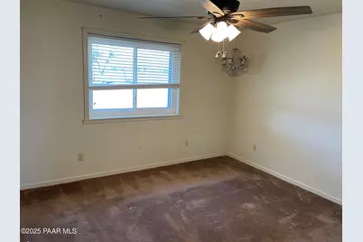 19468 S Yarnell Way, Peeples Valley, AZ 86332 - Photo 13