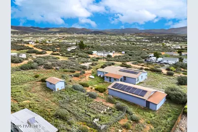 670 N Old Coach Trail, Dewey-Humboldt, AZ 86327 - Photo 3