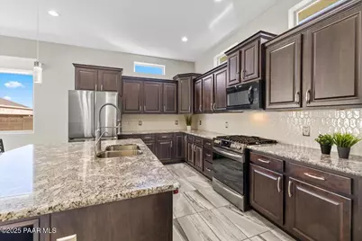 6215 E Sefton Drive, Prescott Valley, AZ 86314 - Photo 9