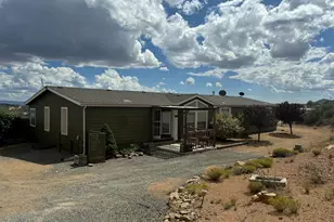 17235 E Yarber Ct, Dewey-Humboldt, AZ 86327 - Photo 9