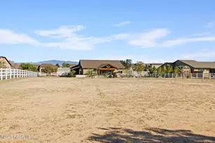 330 MacKenzie Rose Dr, Chino Valley, AZ 86323 - Photo 43