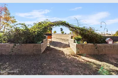 330 Mackenzie Rose Drive, Chino Valley, AZ 86323 - Photo 29