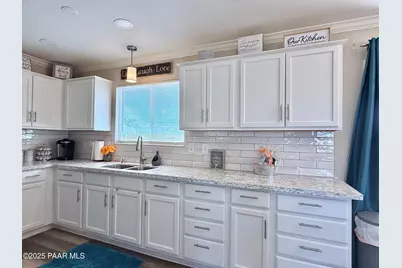 20233 E Sunset Lane, Mayer, AZ 86333 - Photo 19