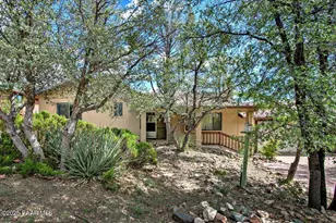 10 Shadow Vista St, Prescott, AZ 86305 - Photo 1