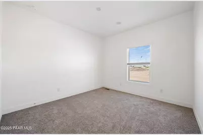 2758 W Altimeter Way, Paulden, AZ 86334 - Photo 15