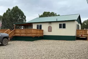 52 Crow St, Seligman, AZ 86337 - Photo 1