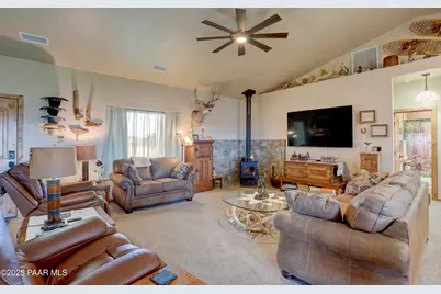 24720 N Rj Way, Paulden, AZ 86334 - Photo 7