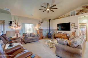 24720 N Rj Way, Paulden, AZ 86334 - Photo 7