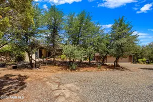7 Manzanita Ct, Prescott, AZ 86305 - Photo 1