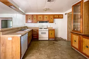 10198 Miami St, Mayer, AZ 86333 - Photo 5