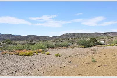 17200 S Dripping Springs Road, Mayer, AZ 86333 - Photo 37