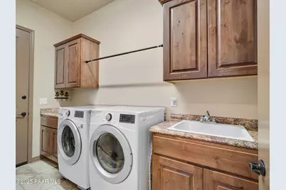 8833 N Grass Valley Lane, Prescott Valley, AZ 86315 - Photo 21