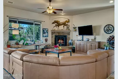 8833 N Grass Valley Lane, Prescott Valley, AZ 86315 - Photo 5