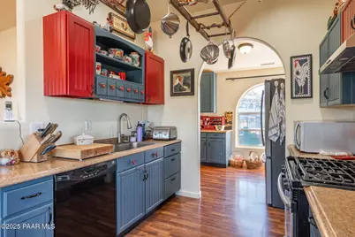 5649 N Squaw Drive, Prescott Valley, AZ 86314 - Photo 17