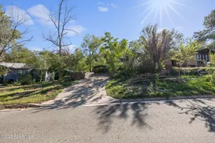 337 S Pleasant St, Prescott, AZ 86303 - Photo 3