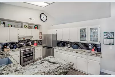 10784 E Oxbow Drive, Dewey-Humboldt, AZ 86327 - Photo 11