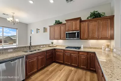 6090 E Shetland Way, Prescott Valley, AZ 86314 - Photo 11