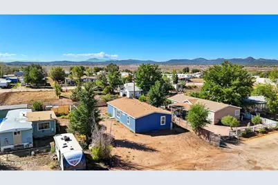 369 Granada Drive, Paulden, AZ 86334 - Photo 5