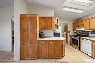 9915 E Cranberry Rd, Dewey-Humboldt, AZ 86327 - Photo 11