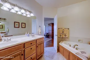 10658 E High Point Dr, Prescott Valley, AZ 86327 - Photo 21