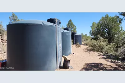 21095 McKenzie Drive, Kingman, AZ 86401 - Photo 7