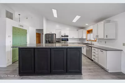 4250 N Cholla Drive, Prescott Valley, AZ 86314 - Photo 9