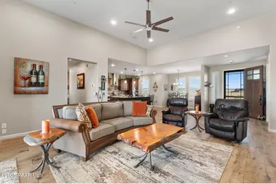 10401 E Desert Winds Way, Prescott Valley, AZ 86315 - Photo 21