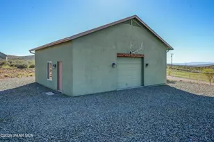 7925 S Lone Spruce Dr, Mayer, AZ 86333 - Photo 13