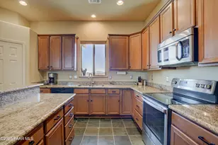 7925 S Lone Spruce Dr, Mayer, AZ 86333 - Photo 25