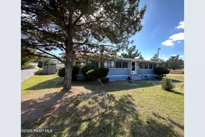 18212 S Pioneer Road, Peeples Valley, AZ 86332 - Photo 1
