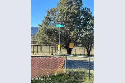 18212 S Pioneer Road, Peeples Valley, AZ 86332 - Photo 31