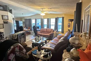 18212 S Pioneer Rd, Peeples Valley, AZ 86332 - Photo 5