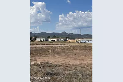 250 W Zion Trail, Paulden, AZ 86334 - Photo 9