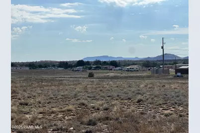 250 W Zion Trail, Paulden, AZ 86334 - Photo 3