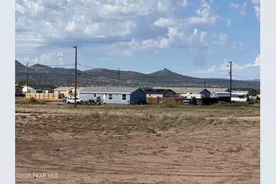 250 W Zion Trail, Paulden, AZ 86334 - Photo 11