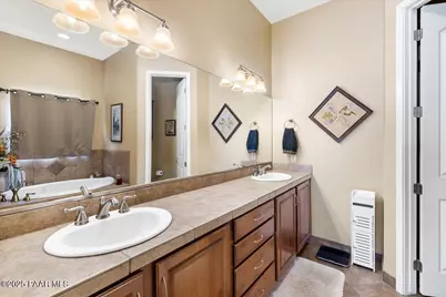 1850 S Crooked H Trail, Dewey-Humboldt, AZ 86327 - Photo 19