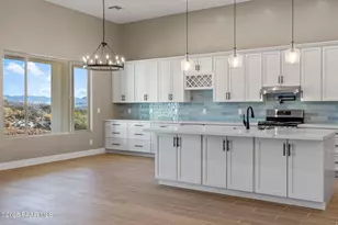 15900 E Lone Fox Trail, Dewey-Humboldt, AZ 86327 - Photo 19