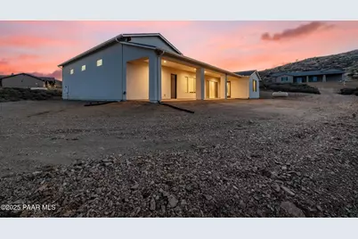 15900 E Lone Fox Trail, Dewey-Humboldt, AZ 86327 - Photo 29