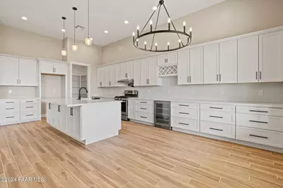 635 S Grant Woods Parkway, Dewey-Humboldt, AZ 86327 - Photo 3