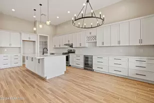 635 S Grant Woods Pkwy, Dewey-Humboldt, AZ 86327 - Photo 3