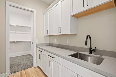 635 S Grant Woods Parkway, Dewey-Humboldt, AZ 86327 - Photo 35