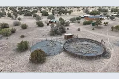 8495 W Antelope Run Road, Ash Fork, AZ 86320 - Photo 3