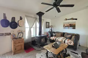 8495 W Antelope Run Rd, Ash Fork, AZ 86320 - Photo 9