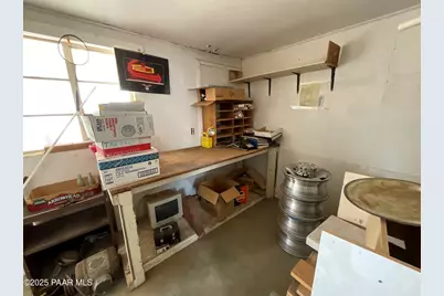 54251 N 3rd Avenue, Seligman, AZ 86337 - Photo 7