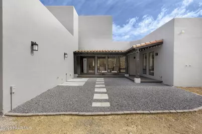 35310 S Pinnacle Place, Black Canyon City, AZ 85324 - Photo 9