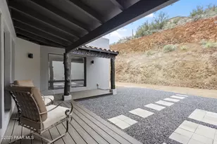 35310 S Pinnacle Pl, Black Canyon City, AZ 85324 - Photo 11