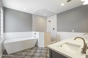 35310 S Pinnacle Pl, Black Canyon City, AZ 85324 - Photo 31